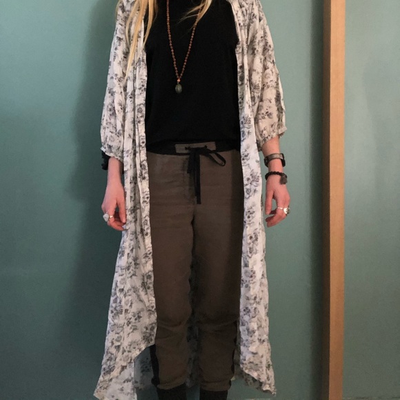 OOAK cape/shall made by designer in Jaipur - Picture 7 of 8